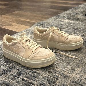 Nike Women's Beige Sneakers